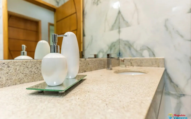 Luxuosa Casa com Piscina