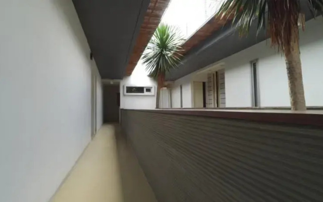 FLAT06. Minimalist Residence