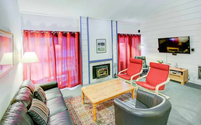 Mountain Shadows B08 - One Bedroom Condo