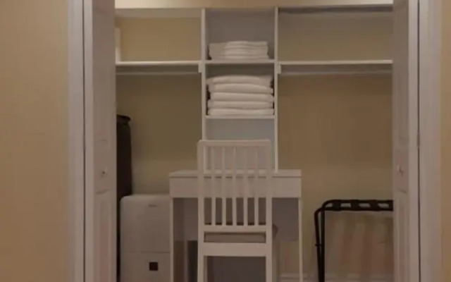 Comfy Stay - Close to Everything