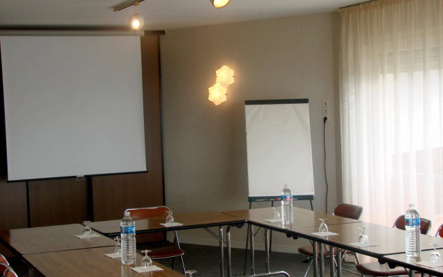 Hôtel authentic by balladins – Rodez / Le Ségala
