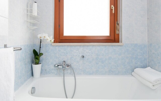 Apartment Via Alberto Lupo