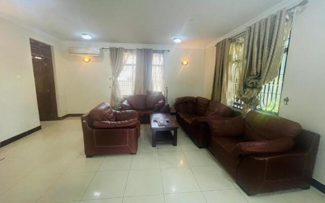 OM Apartment