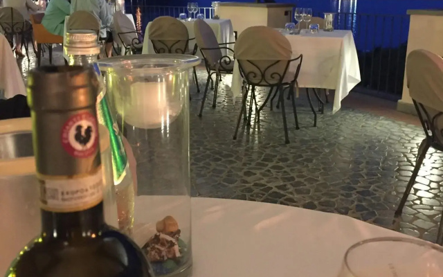 Hotel Paradiso