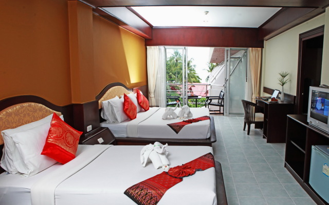 Samui First House Hotel