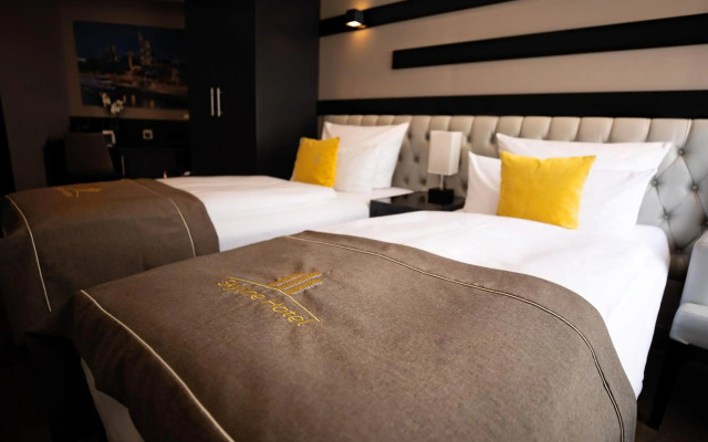 Skyline Hotel