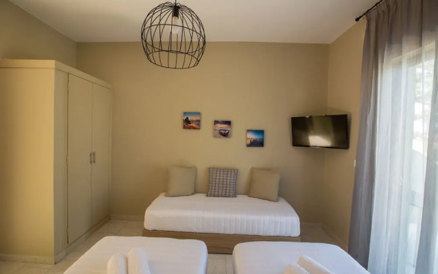 Ilaeira rooms