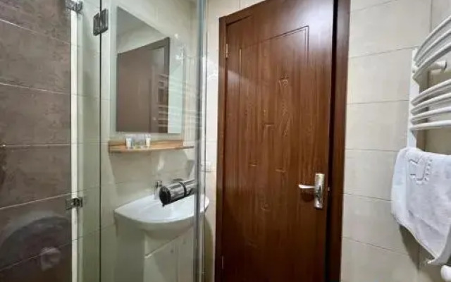 Point Hotel Tbilisi