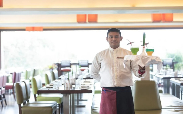 Aakar Lords Inn Saputara