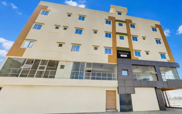 Super Townhouse Hennur Prakruthi Layout Bangalore