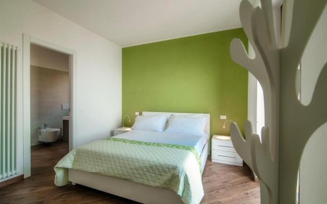 Argegno Wonderful View - by Myhomeincomo