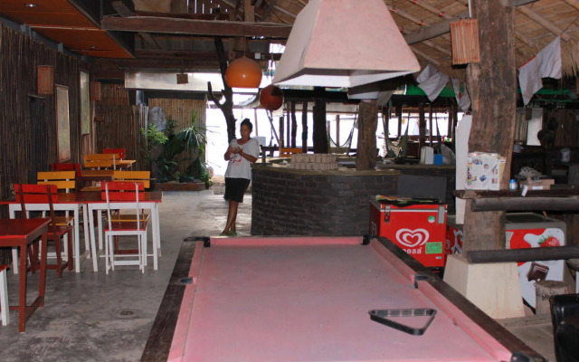 Horizon Bungalow Restaurant and Bar