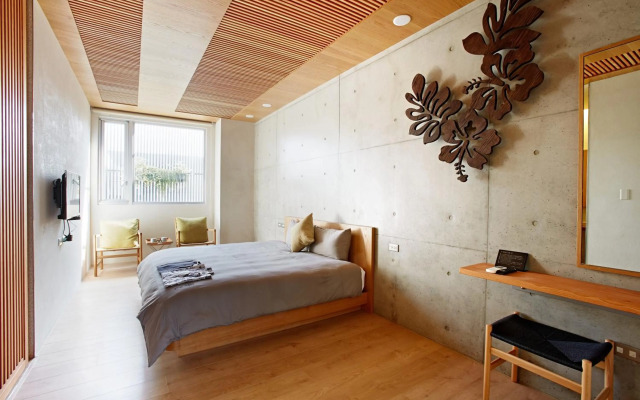 Wood Whispering Residence