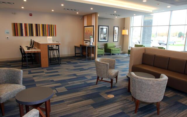 Holiday Inn Express & Suites Collingwood, an IHG Hotel