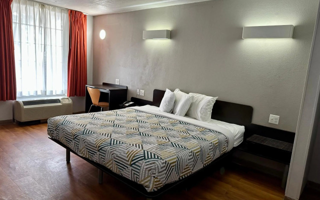 Motel 6 West Monroe, LA