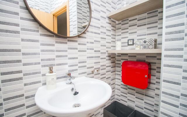 Charming Studio Refino
