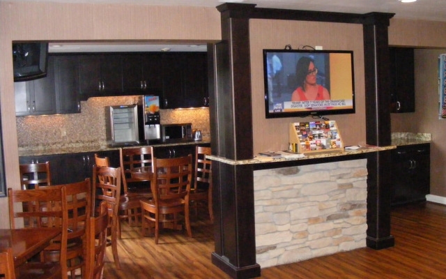 Ashley Quarters Hotel Cincinnati Airport