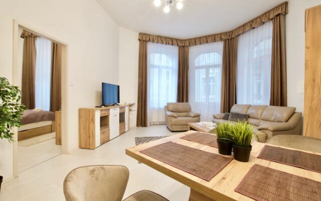 Premium Apartments by Hi5 -Elegant Suites Irányi