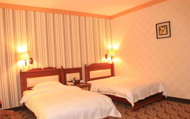 Super 8 Hotel - Guangzhou Baiyun Airport Renhe Station Inn