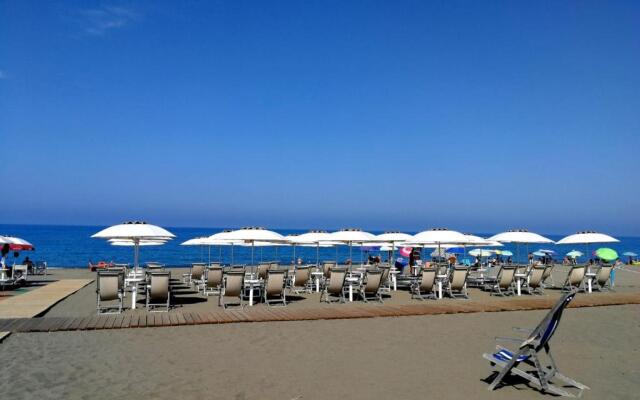 Csa Hotel Beach & Park