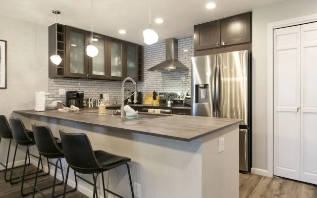 608 Avon Center Lodge 2 Bedroom Condo