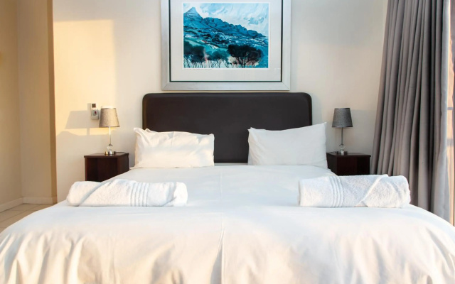 Spectacular Beachfront Apartment 3 Bedroom C101 Sea Spray