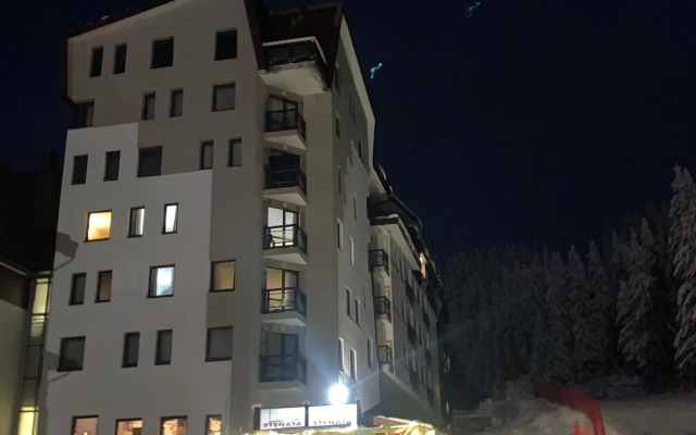 Stenata Huge Ski To Door Apartment