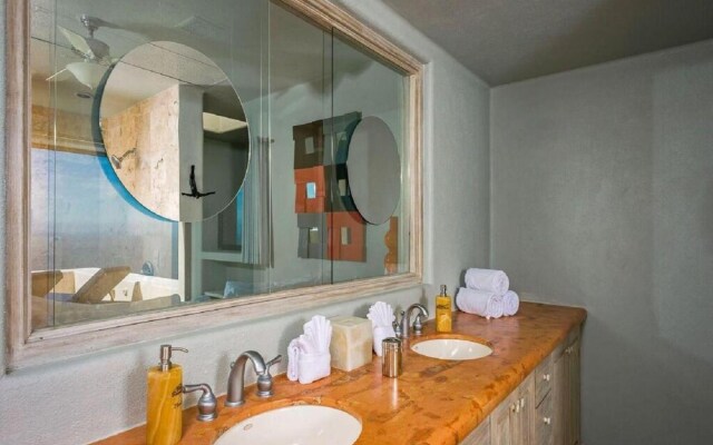 Sunny Vacation Villa 92