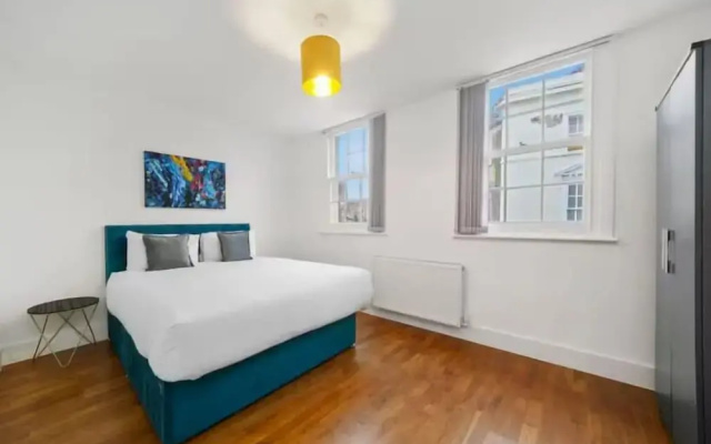 Flat 2 Victoria Grove