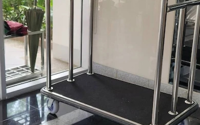 Colin's Suite at Hope Residences