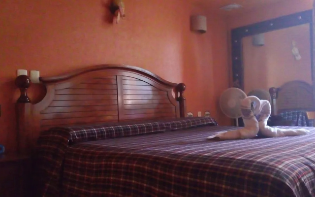 Hotel Real Azteca