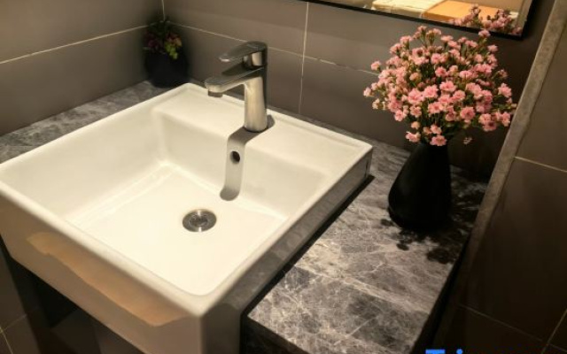 Homeinn Hotel (Jixi Jinlong Building Railway Station Wanda Plaza) – Bathroom – Jixi