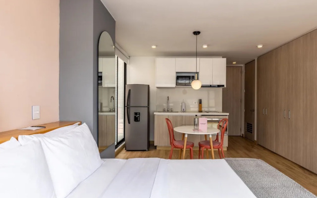 w Comfortable Loft in Santa Ana