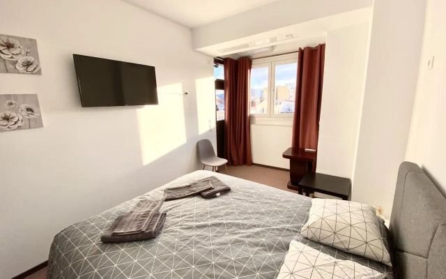 Classic 2 Bedroom Apartment Next To Metro - Marousi