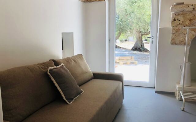 Impeccable 3-bed Villa in Contrada Sessana Grande