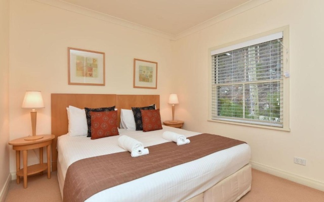 Villa 2br Provence Resort Condo located within Cypress Lakes Resort (nothing is more central) – Guest Rooms – Pokolbin