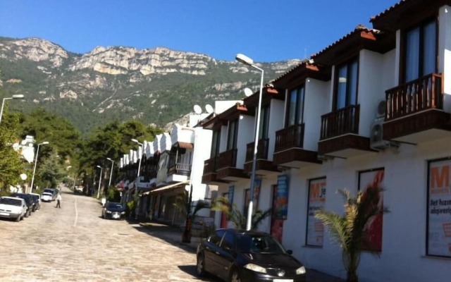 Ala Hotel