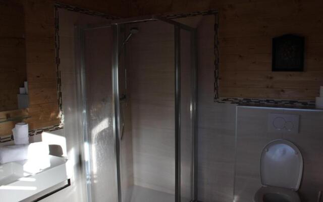 X-Alp Lodges