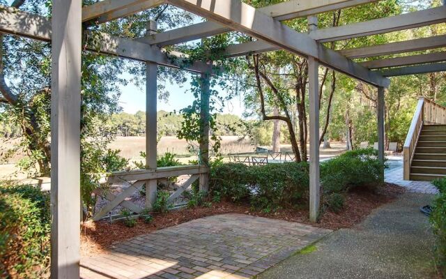 Wren Drive 18 by RedAwning