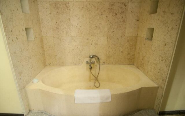 Athena Garden Villa & Spa