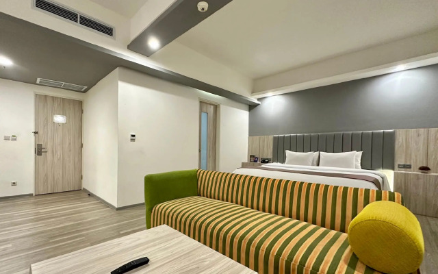 Sparks Life Jakarta, ARTOTEL Curated