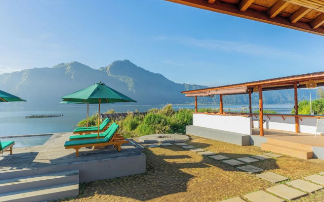 D Sila’s Tepi Danu Villas Kintamani & Natural hot spring