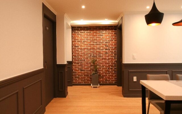 Heima Guesthouse Hongdae