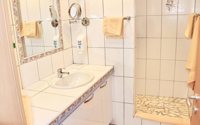 Suite Hotel Marina Playa
