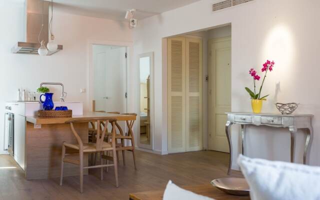 Hedera Estate, Hedera A6 - Breakfast Included