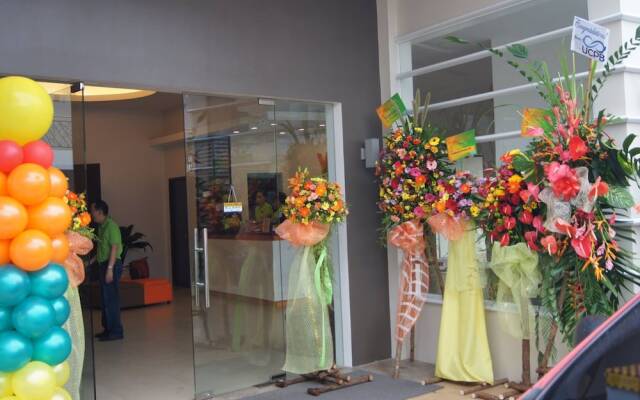Yhotel