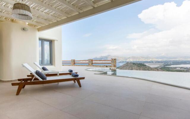Naxos Rock Villas