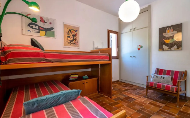 Sardinia Re - Shuluq 6