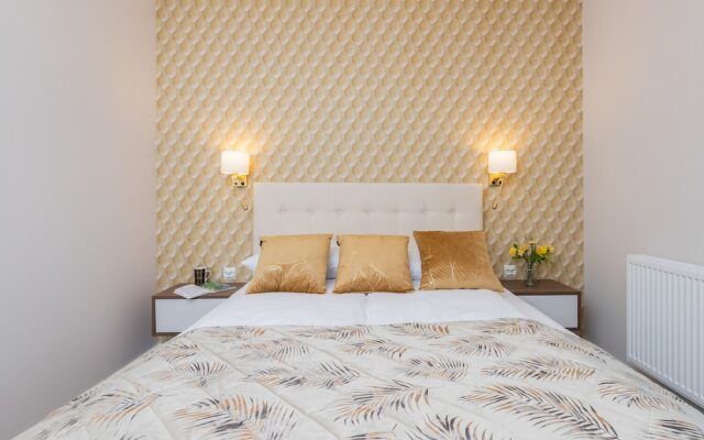 Elegant Apartment Gdańsk by Renters