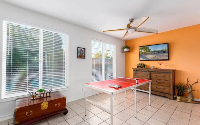 Sunset ASU Private Pool Updated Kitchen Baths